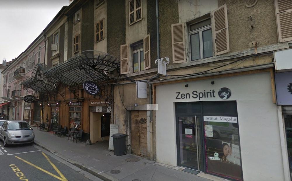 Ferienwohnung Le Royale W Balcony Annecy Exterior foto