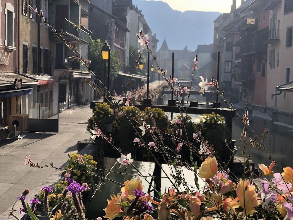 Ferienwohnung Le Royale W Balcony Annecy Exterior foto